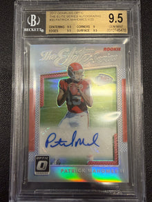 2017 Donruss Optic Patrick Mahomes Rookie Auto BGS 9.5